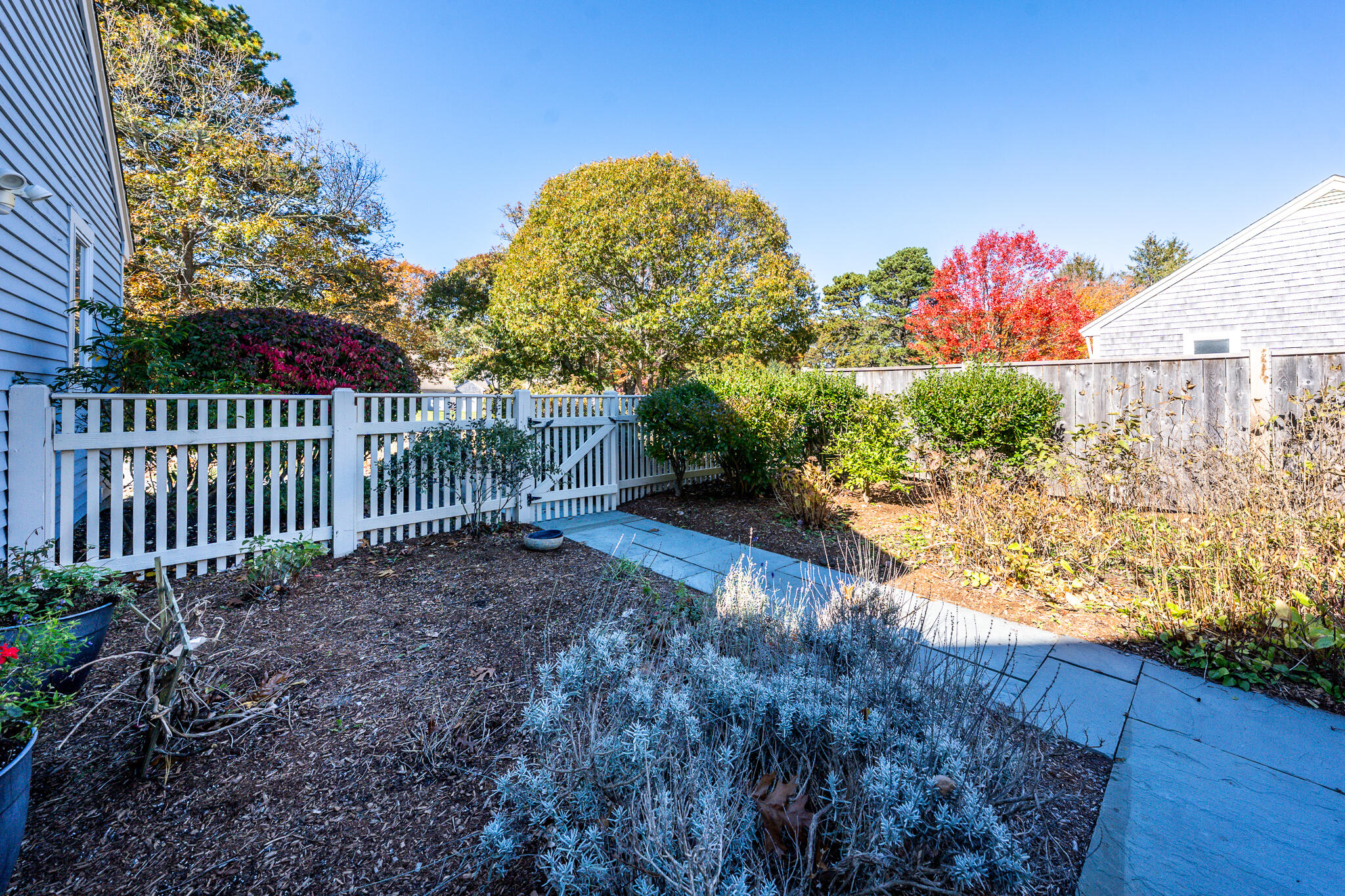 34 Kates Path Village