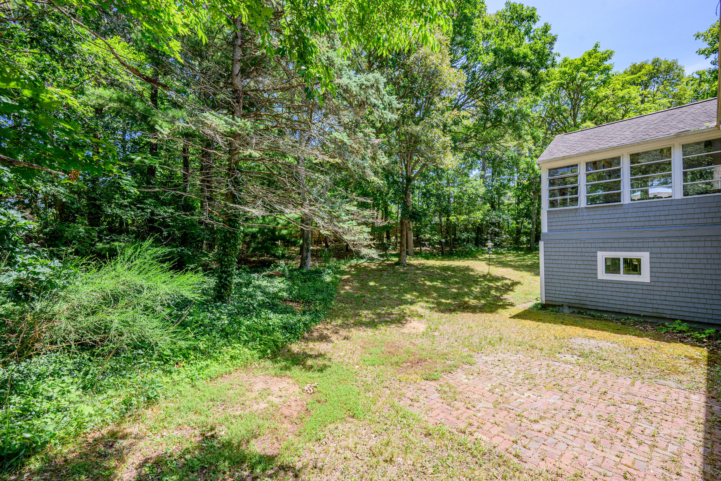 4 Baywood Drive