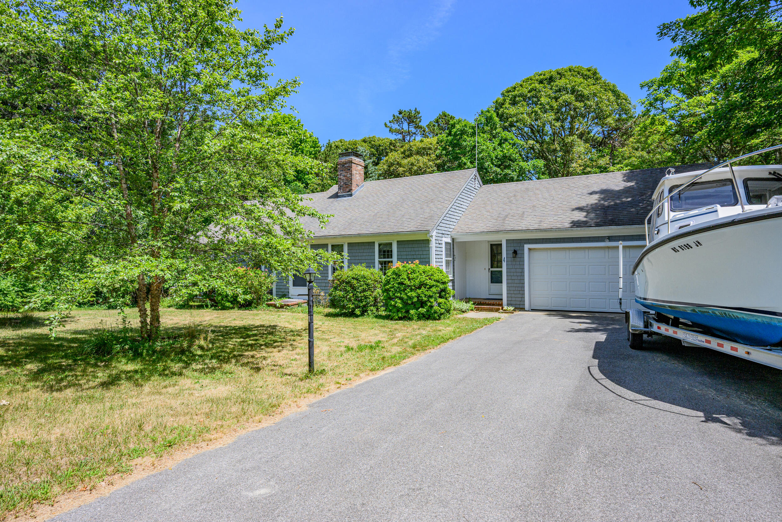 4 Baywood Drive