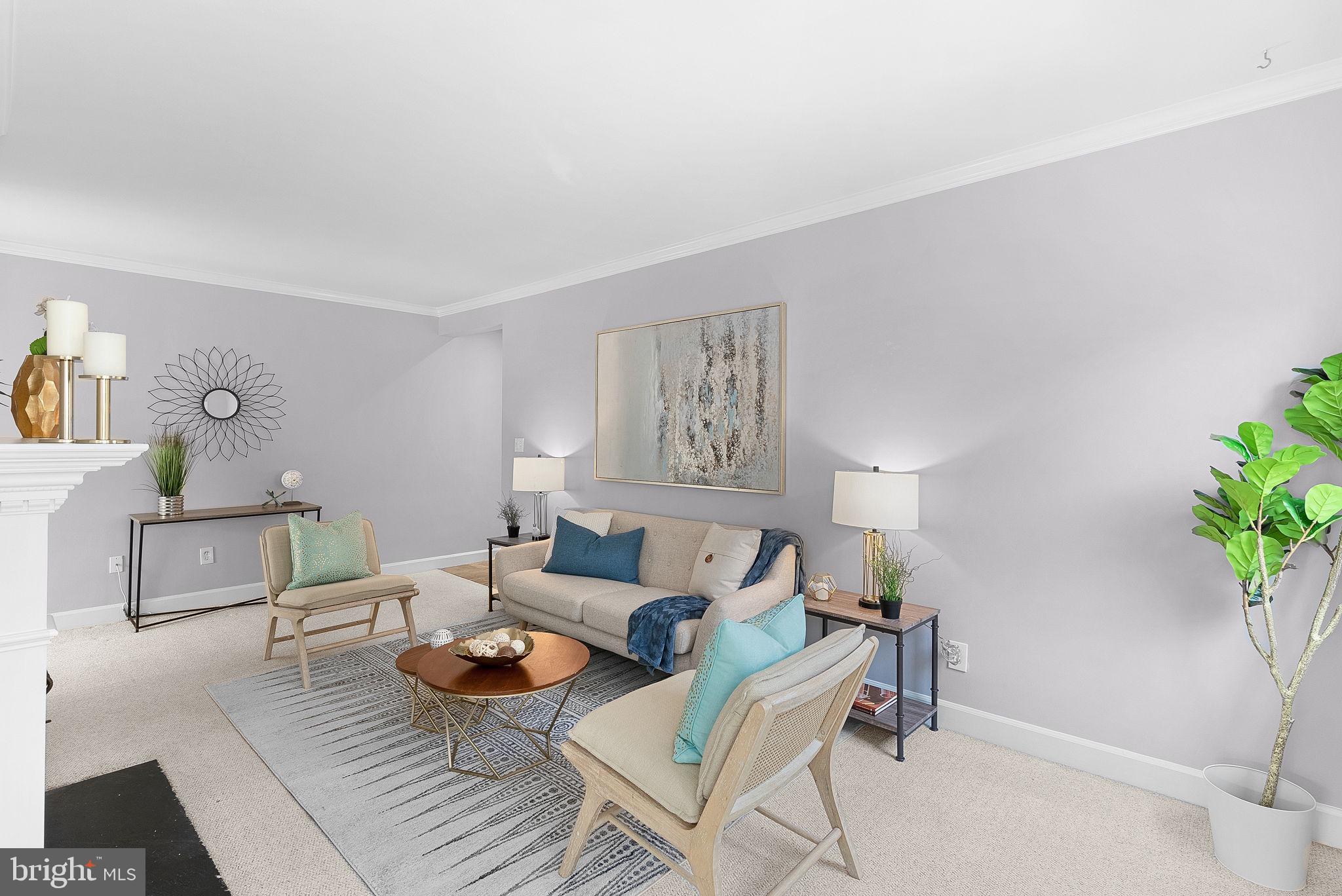 1111 N Pitt St #2b