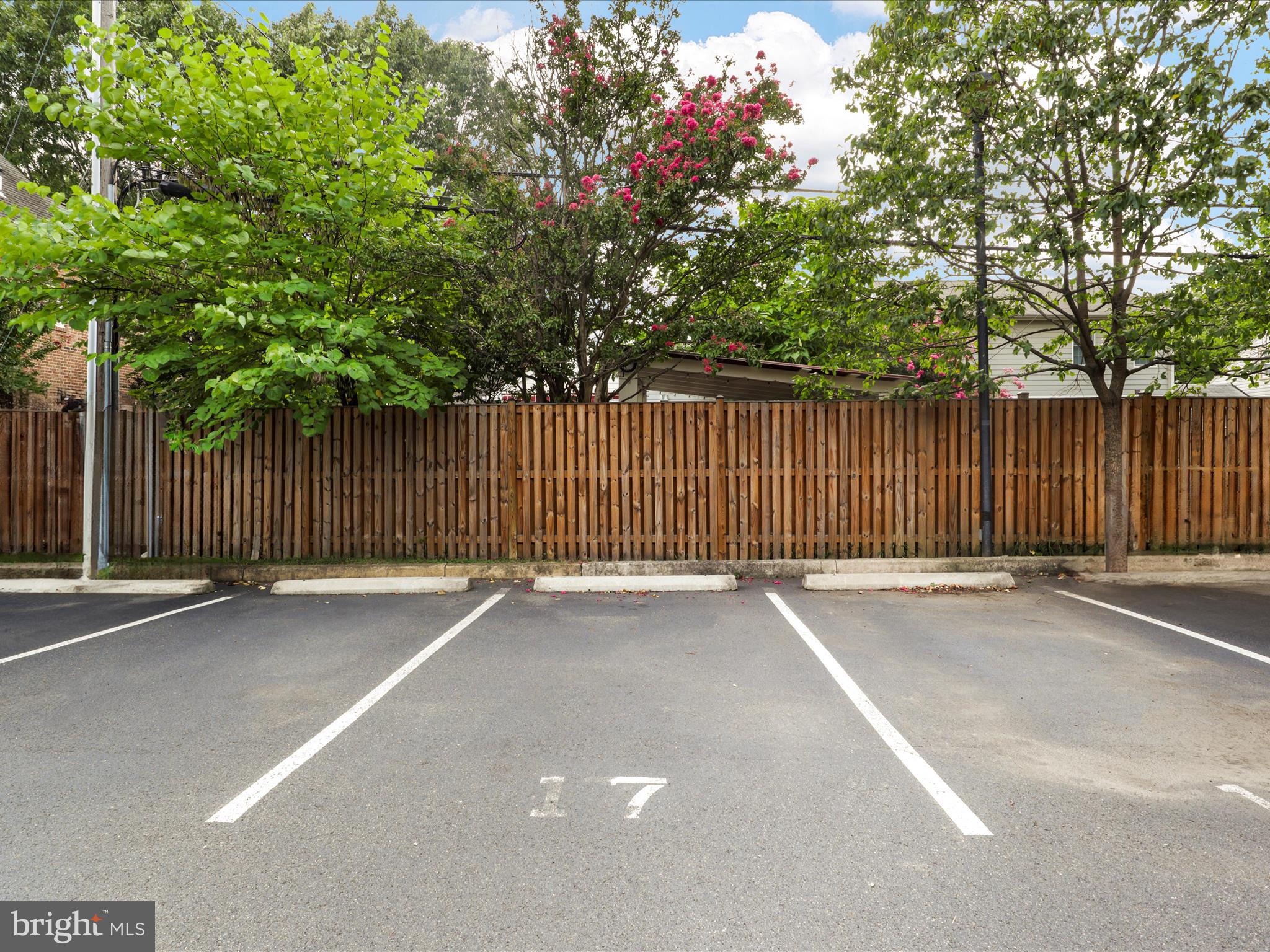 702 Mount Vernon Ave