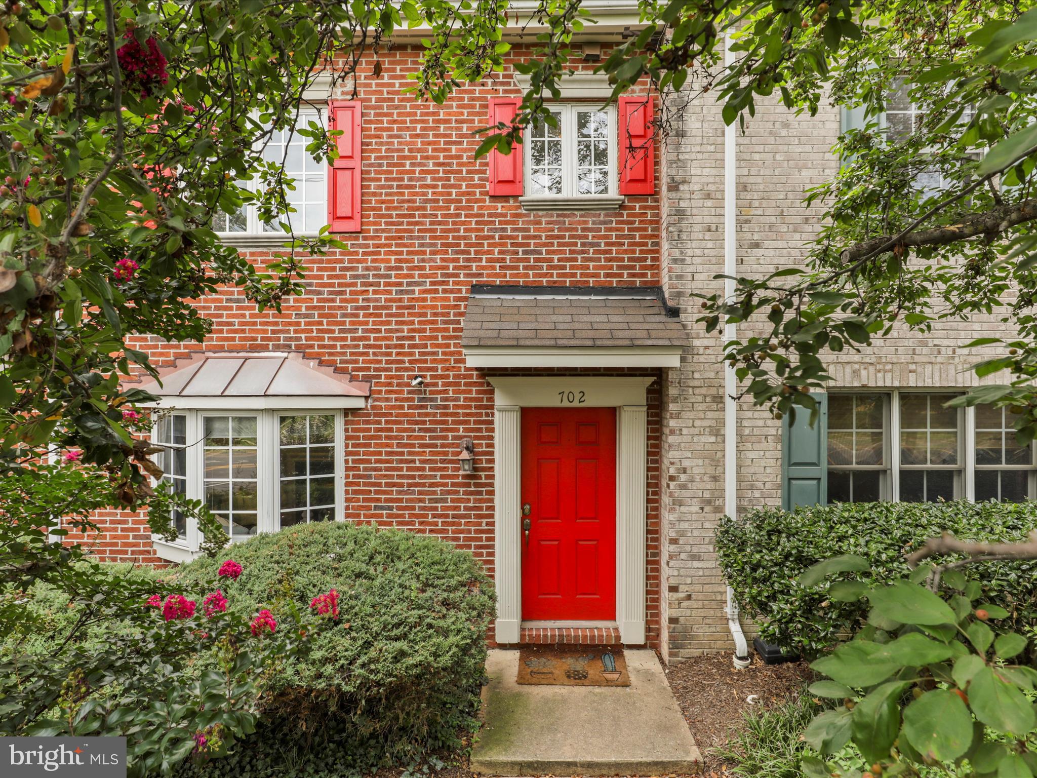 702 Mount Vernon Ave