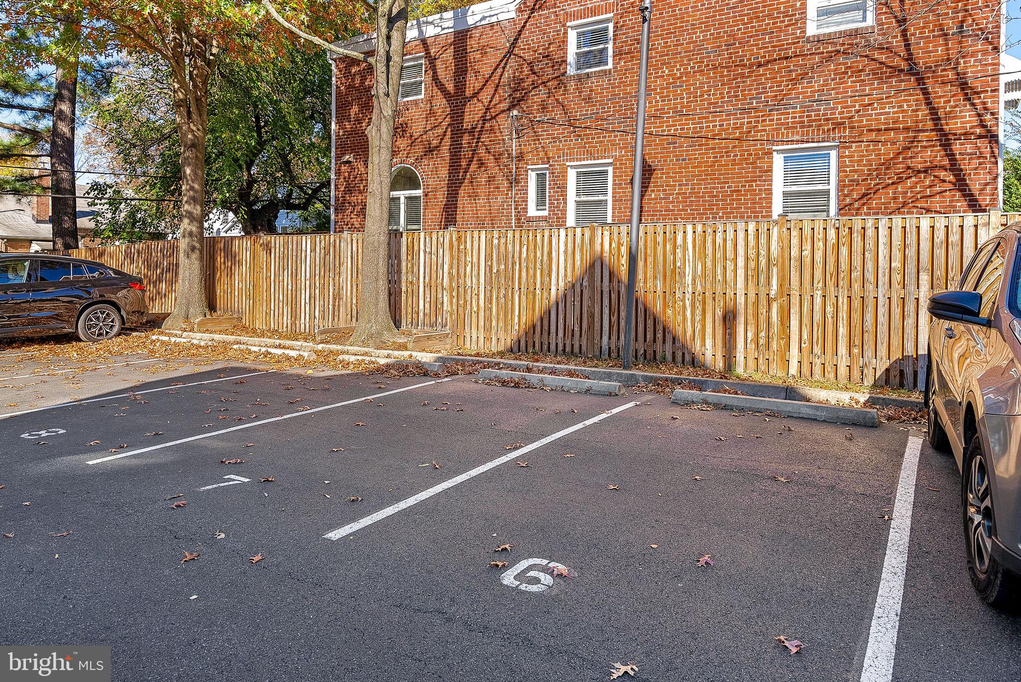 702 Mount Vernon Ave