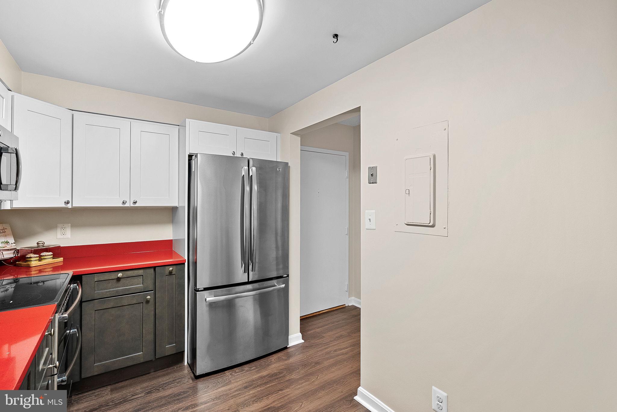 803 N Howard St #435