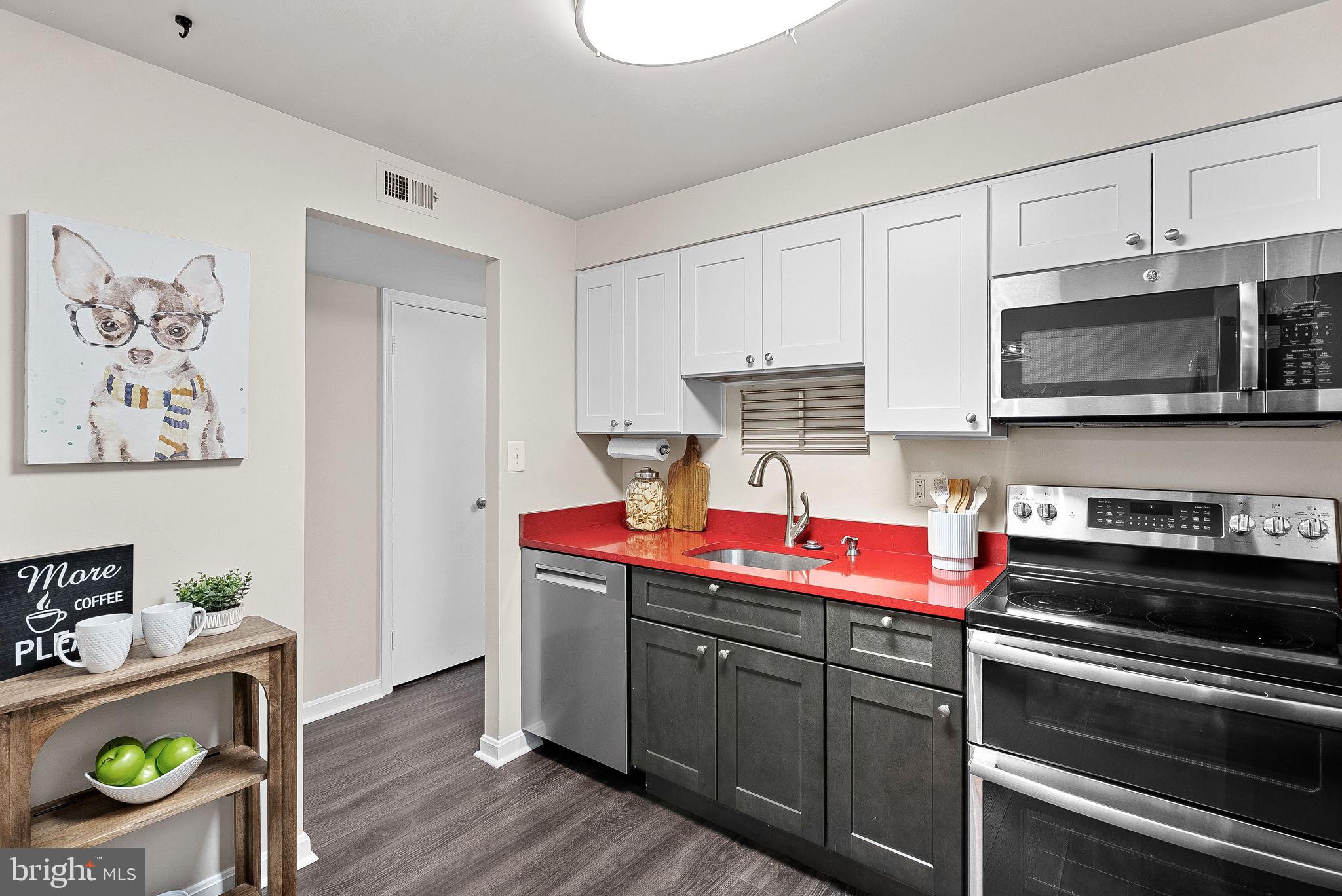 803 N Howard St #435