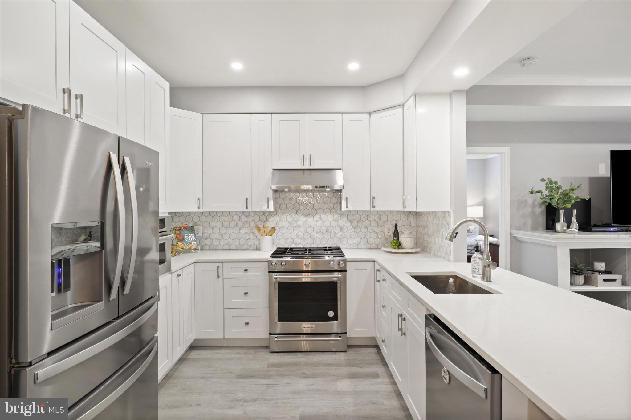 7707 HAYNES POINT WAY Unit: G