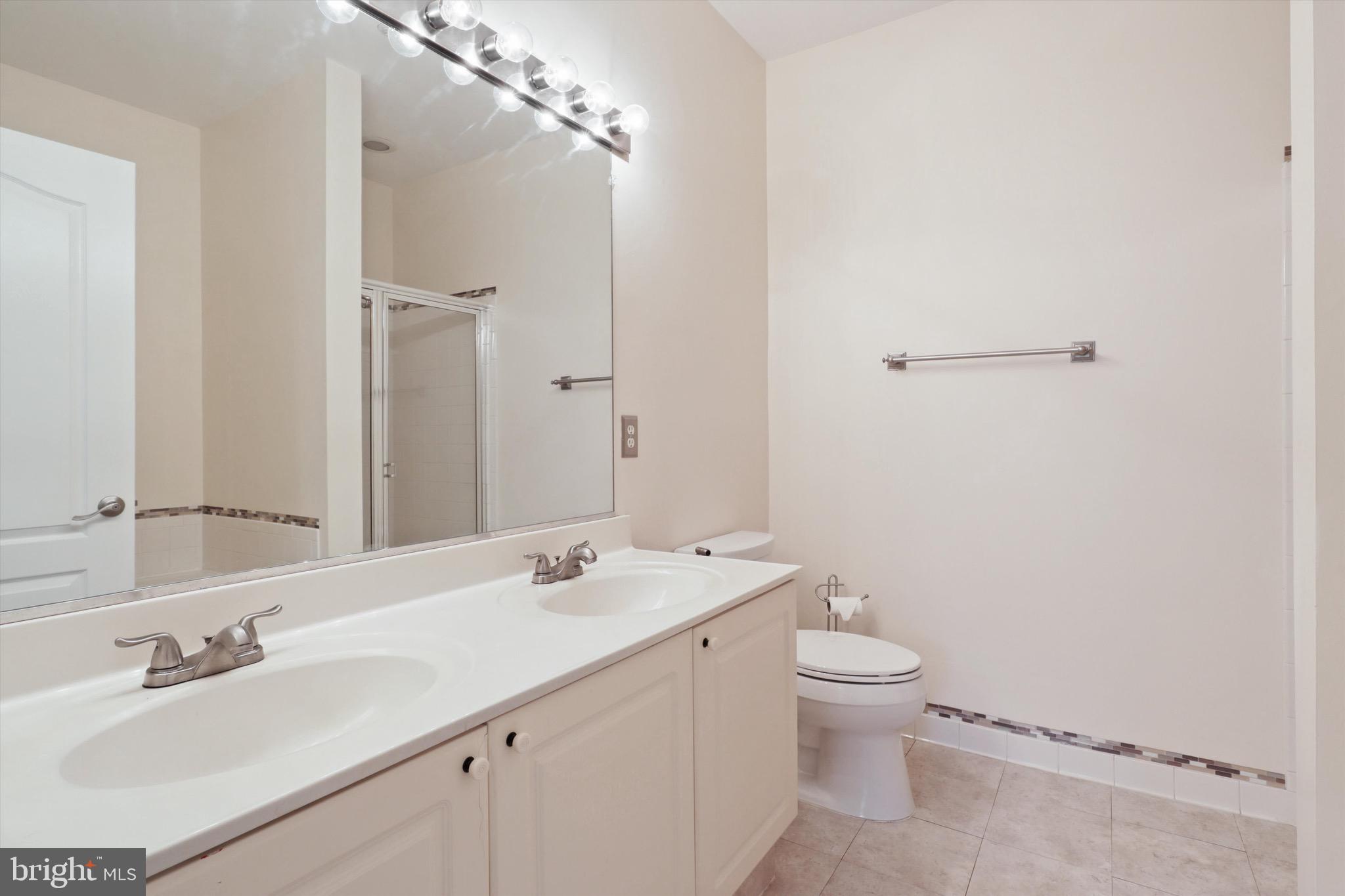 6613 Netties LANE Unit: G