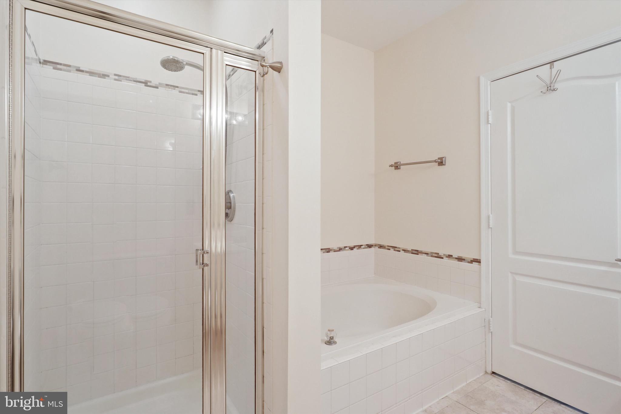 6613 Netties LANE Unit: G