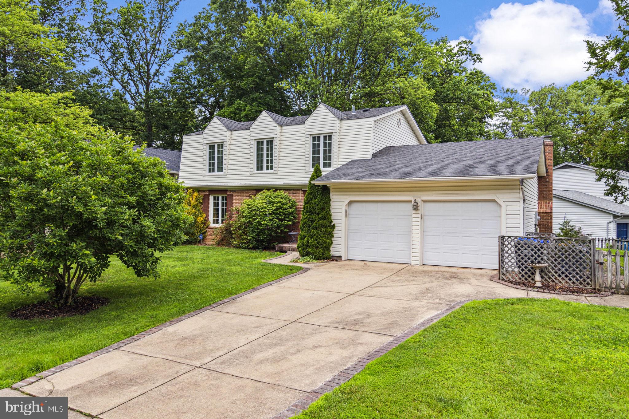 8916 Arley Dr
