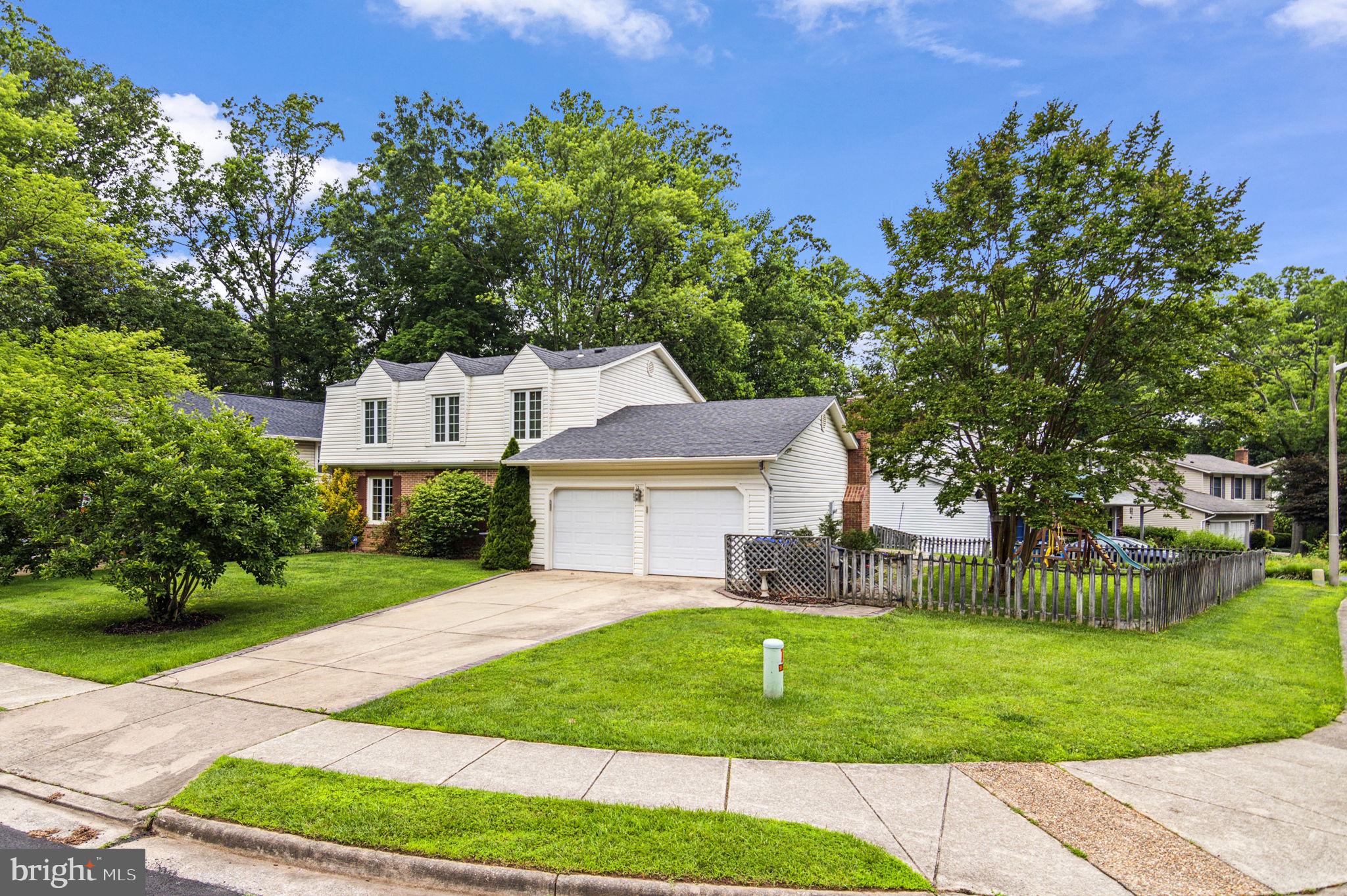 8916 Arley Dr