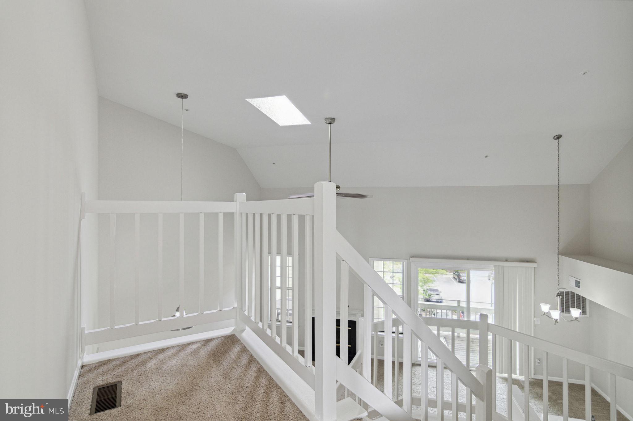 6954 Ellingham Cir #E