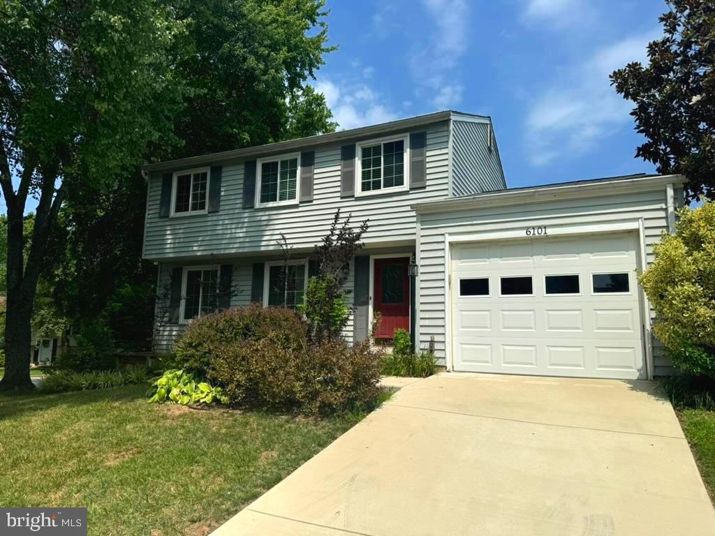 6101 Meadowpond Ct