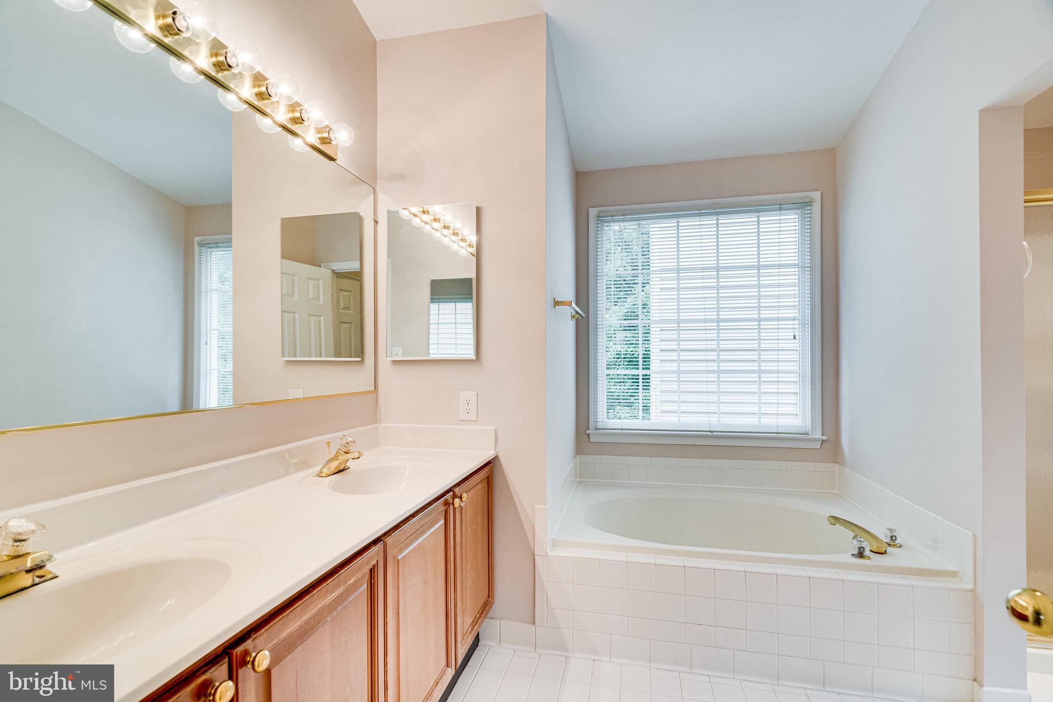 7469 COLLINS MEADE WAY