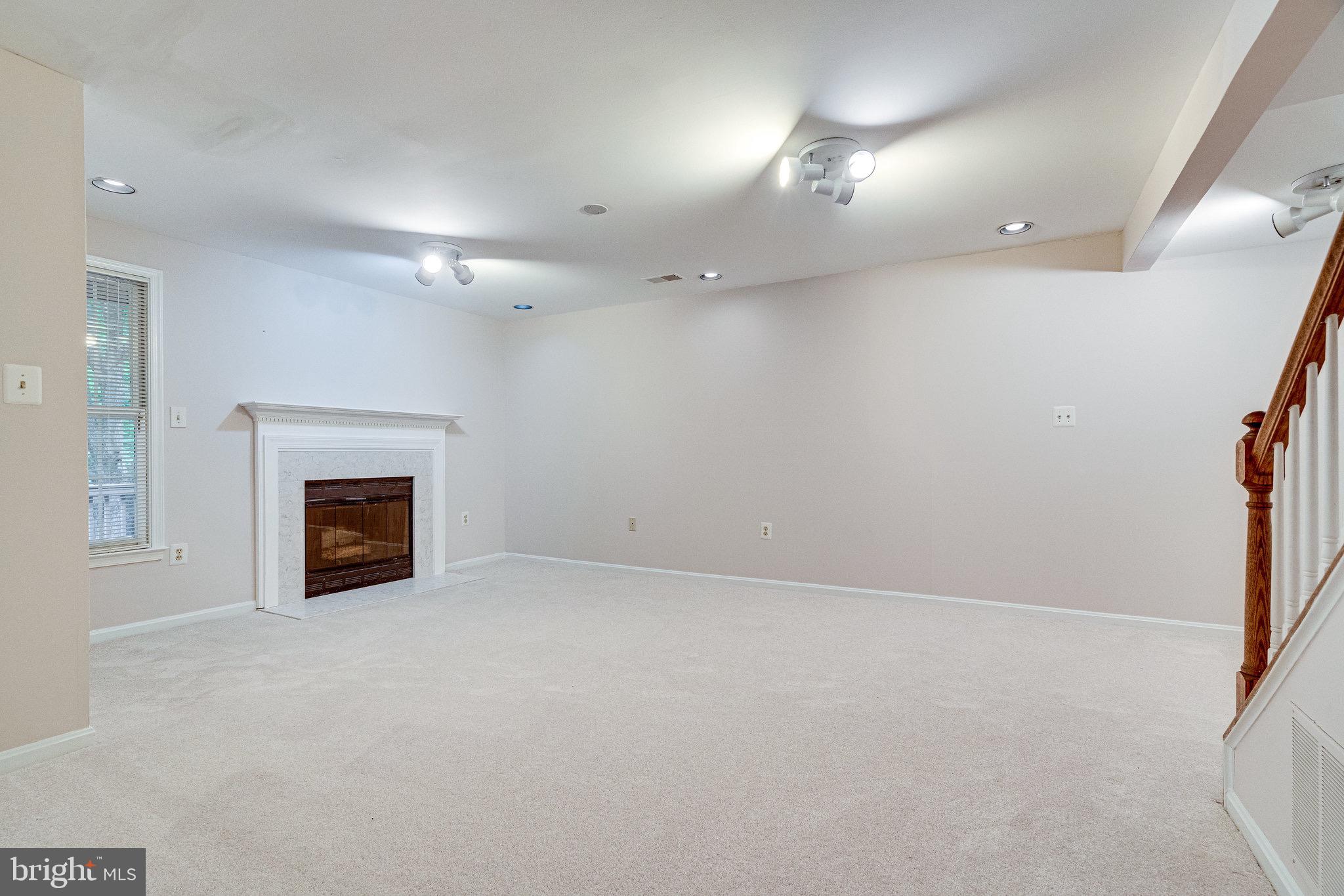 7469 COLLINS MEADE WAY