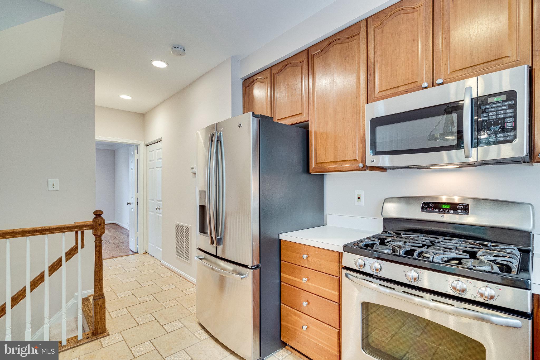 7469 COLLINS MEADE WAY