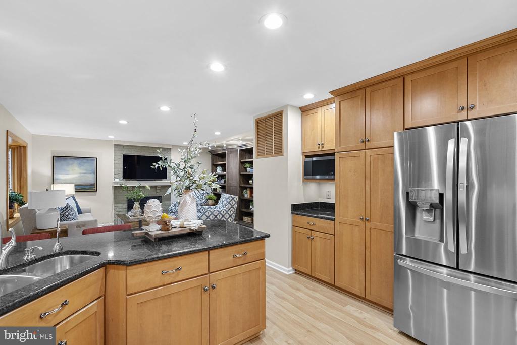 9020 Octavia Ct
