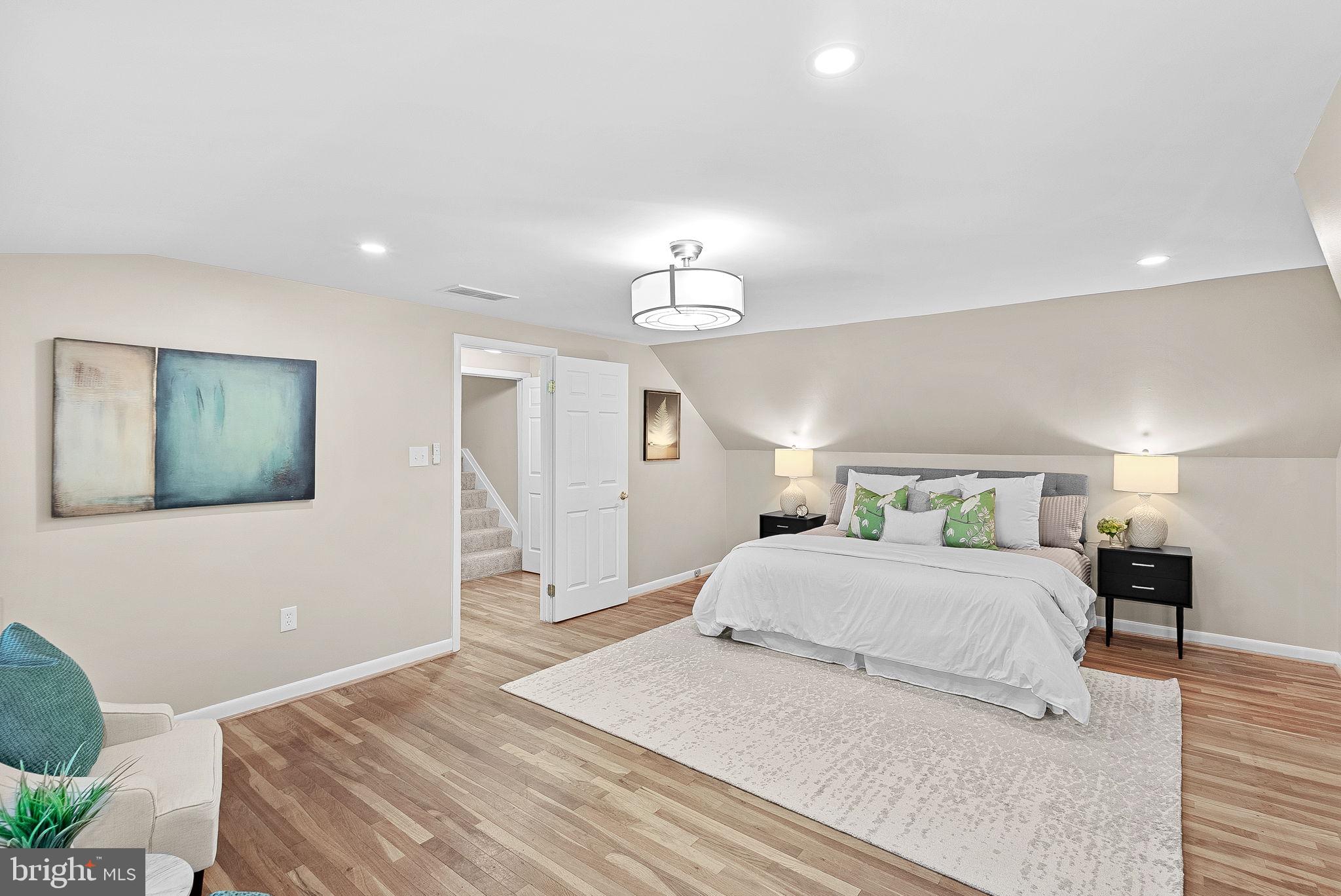 4506 Dartmoor Ln