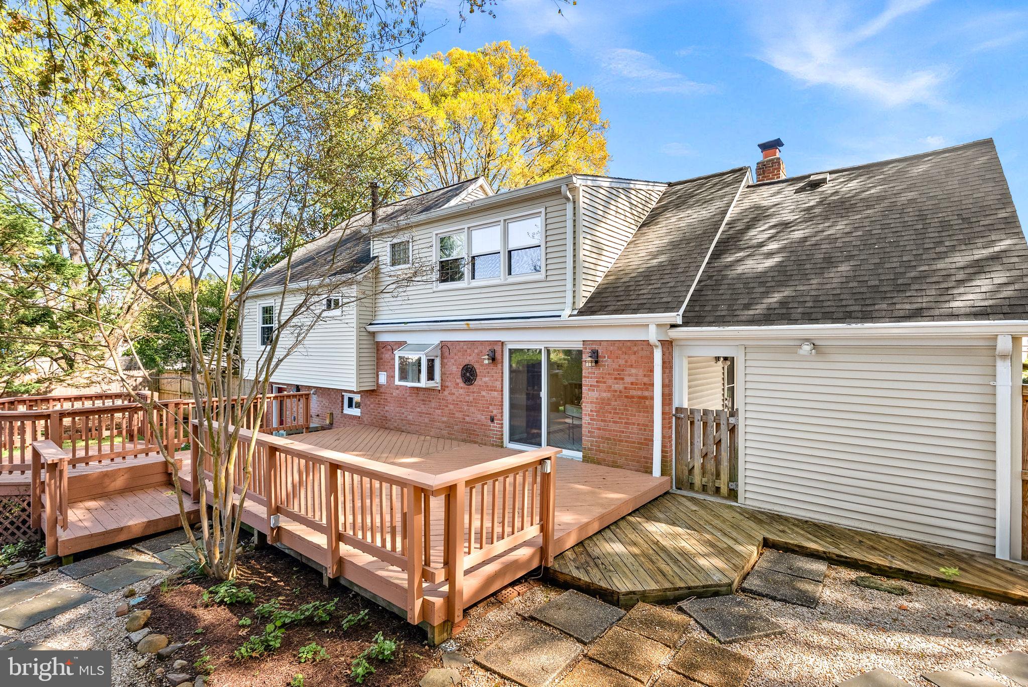 4506 Dartmoor Ln