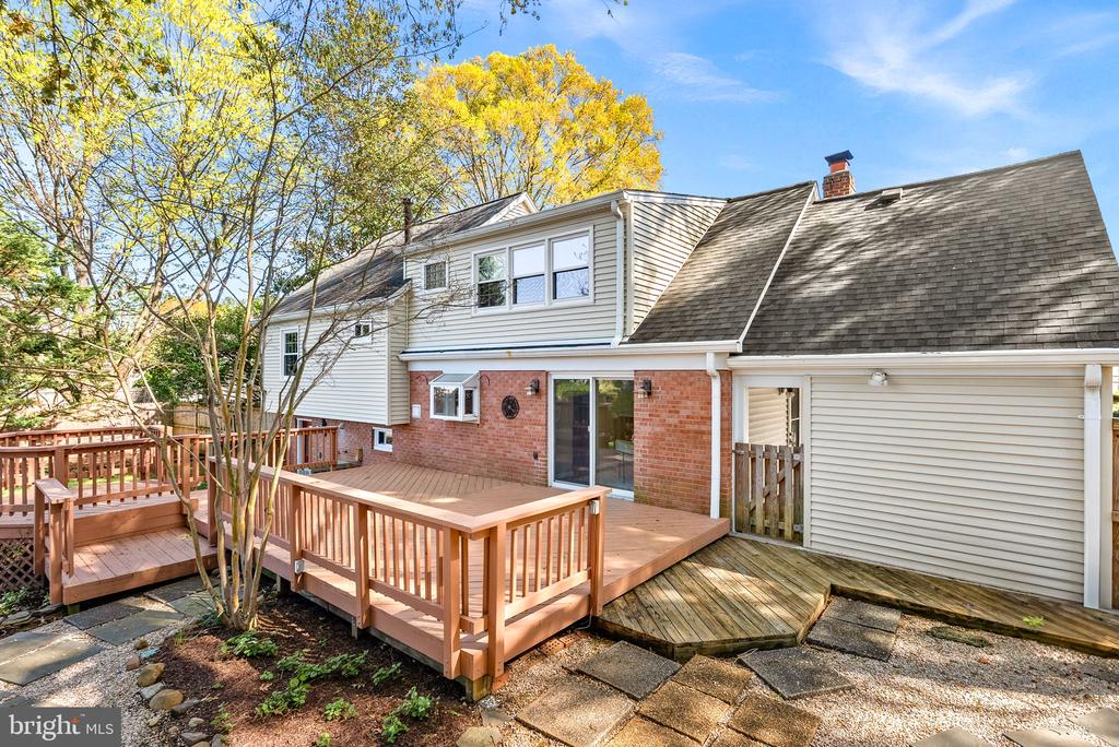 4506 Dartmoor Ln