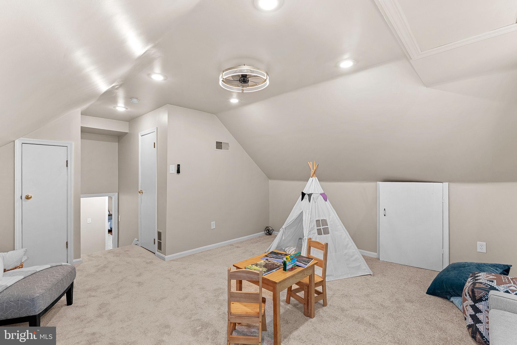 4506 Dartmoor Ln