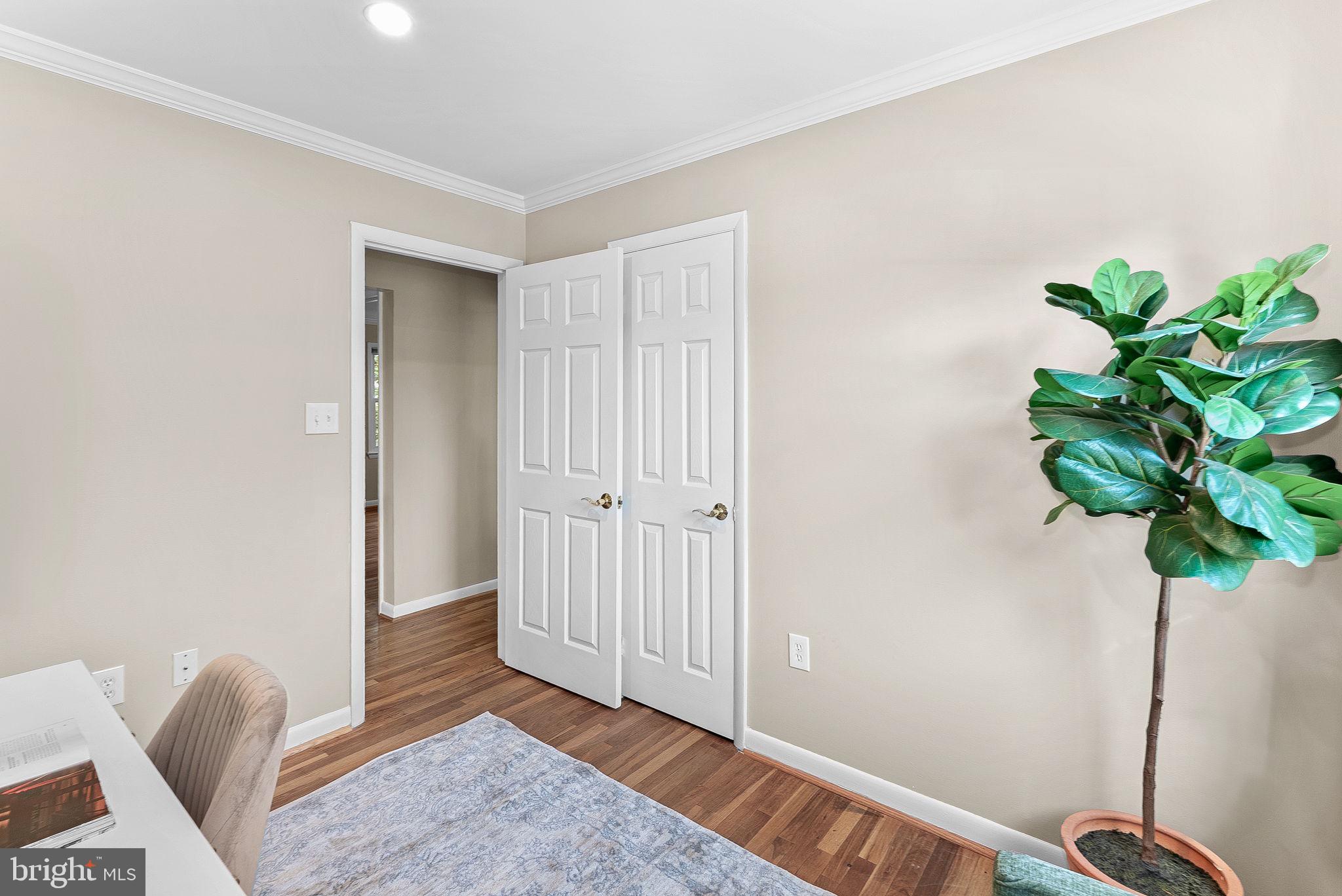 4506 Dartmoor Ln