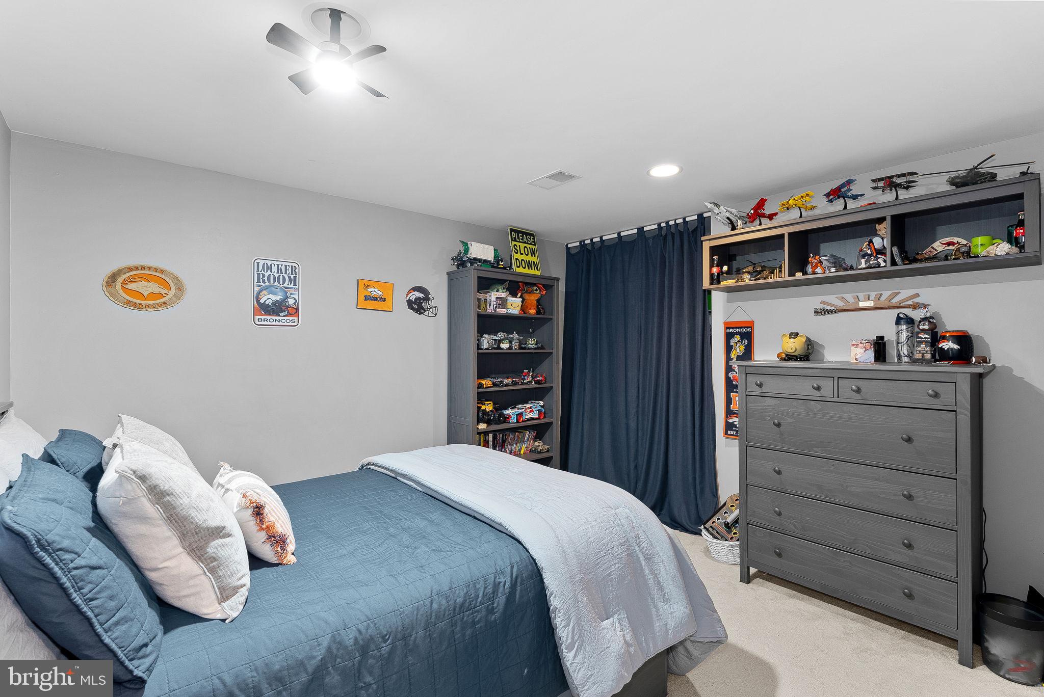 8192 Douglas Fir Dr