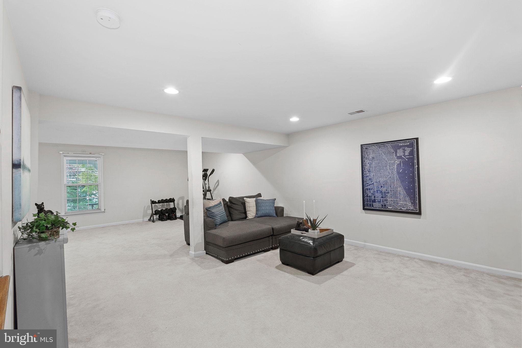 8192 Douglas Fir Dr