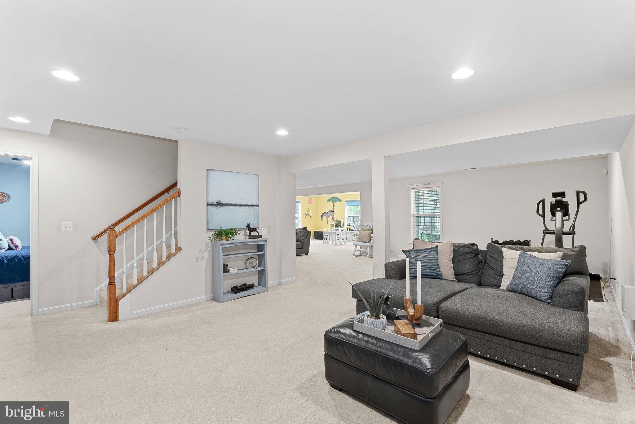8192 Douglas Fir Dr