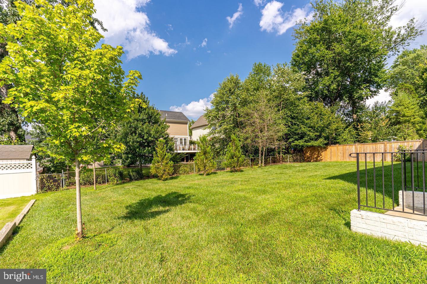 6626 IVY HILL DR