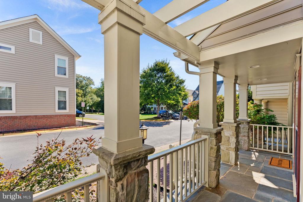 7757 GRANDWIND DRIVE