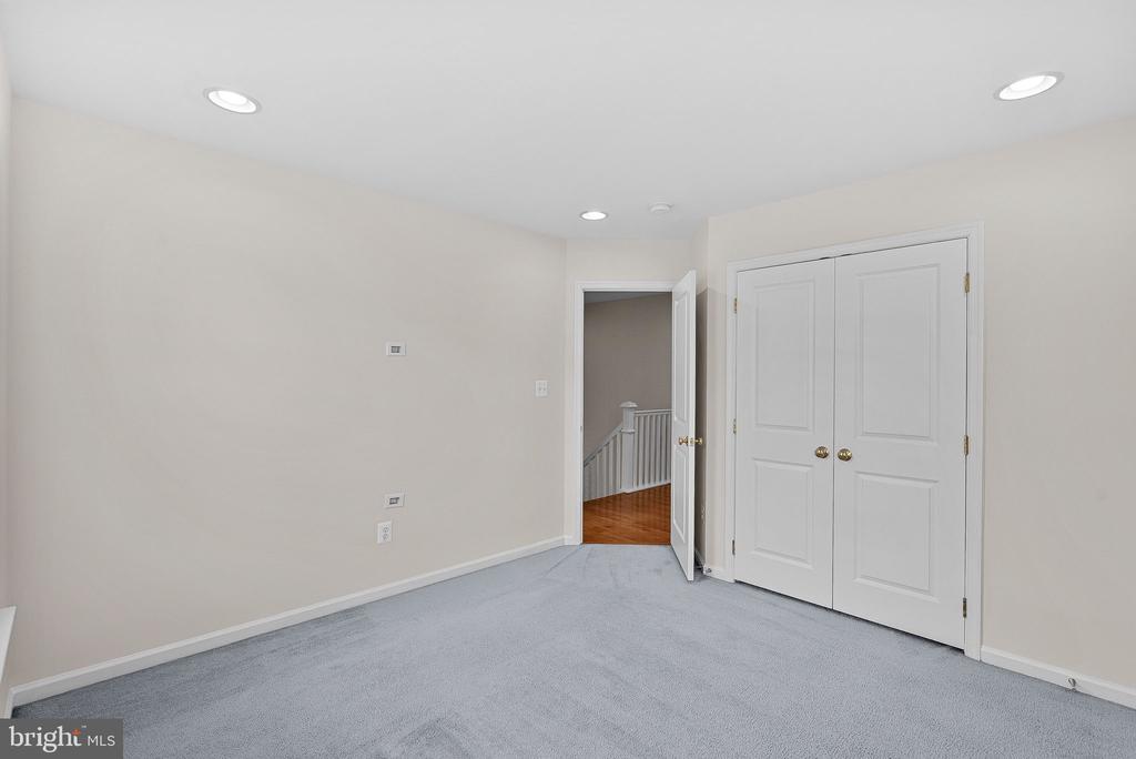 7757 GRANDWIND DRIVE