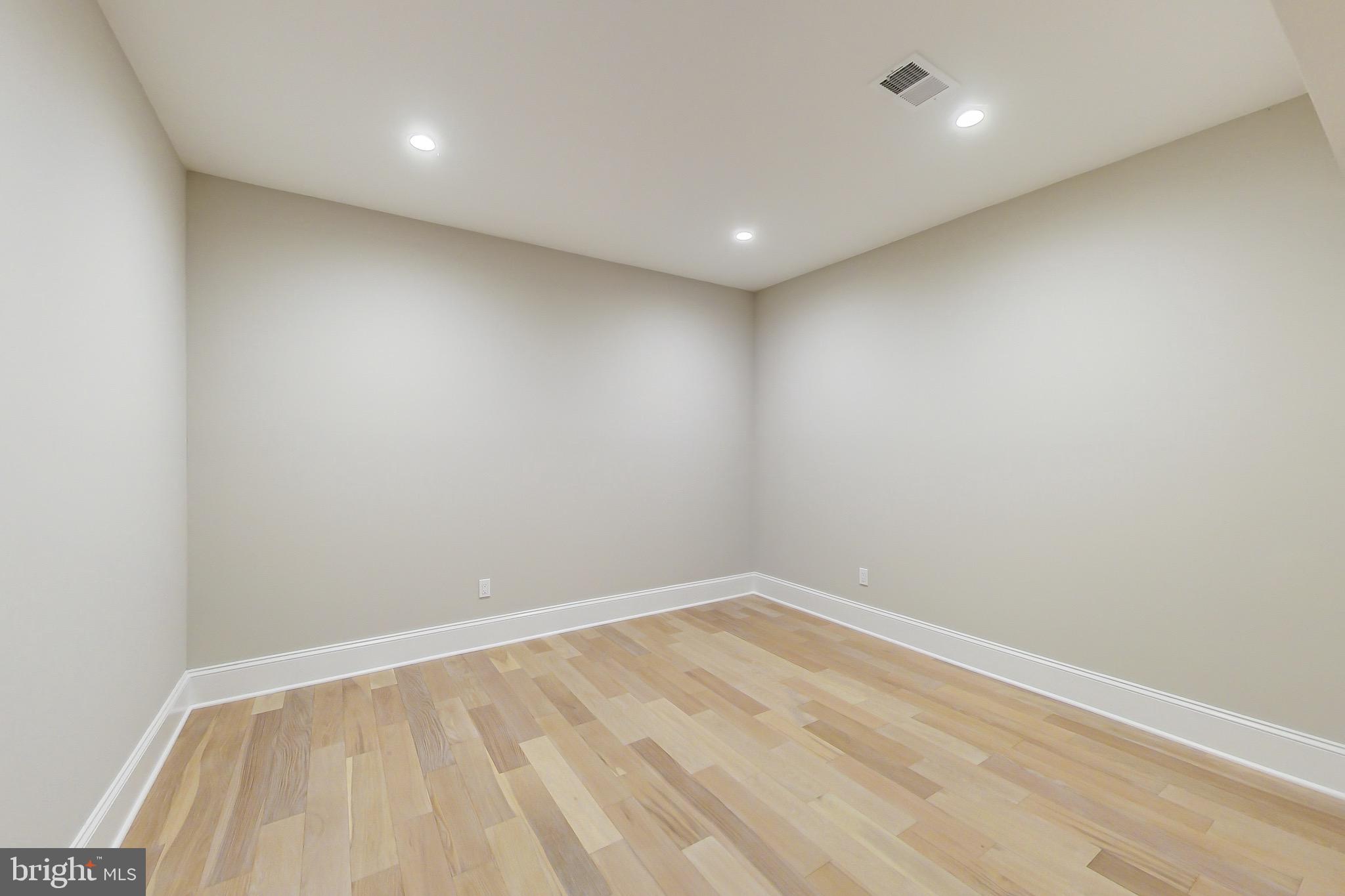 3104 SLEEPY HOLLOW ROAD