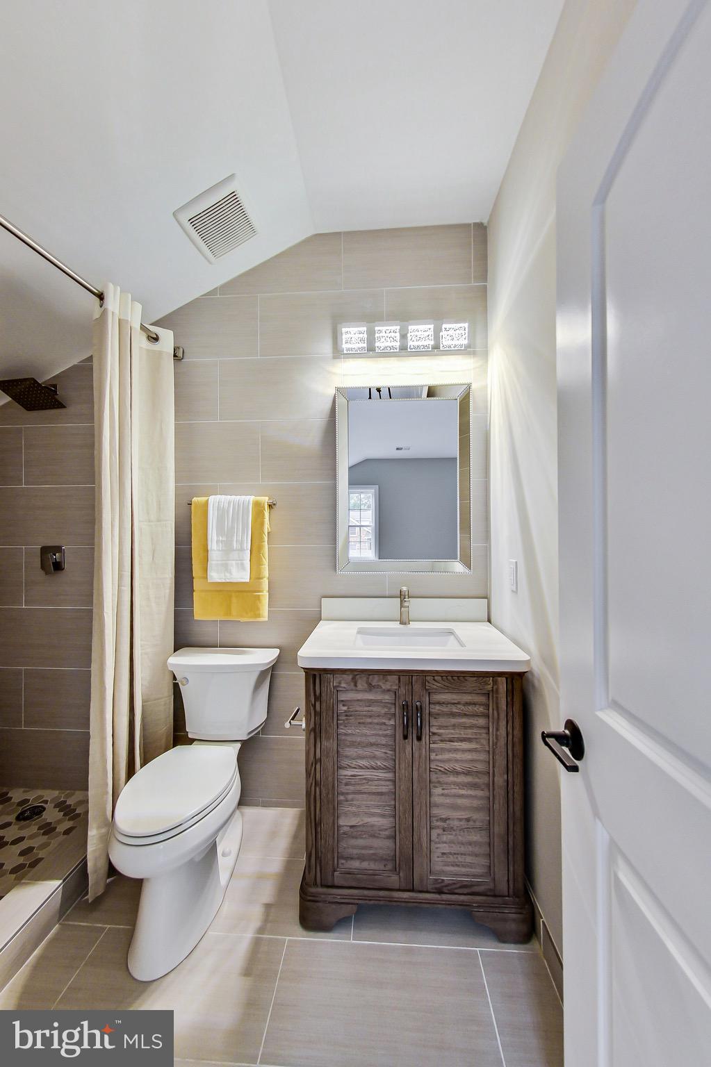 3104 SLEEPY HOLLOW ROAD