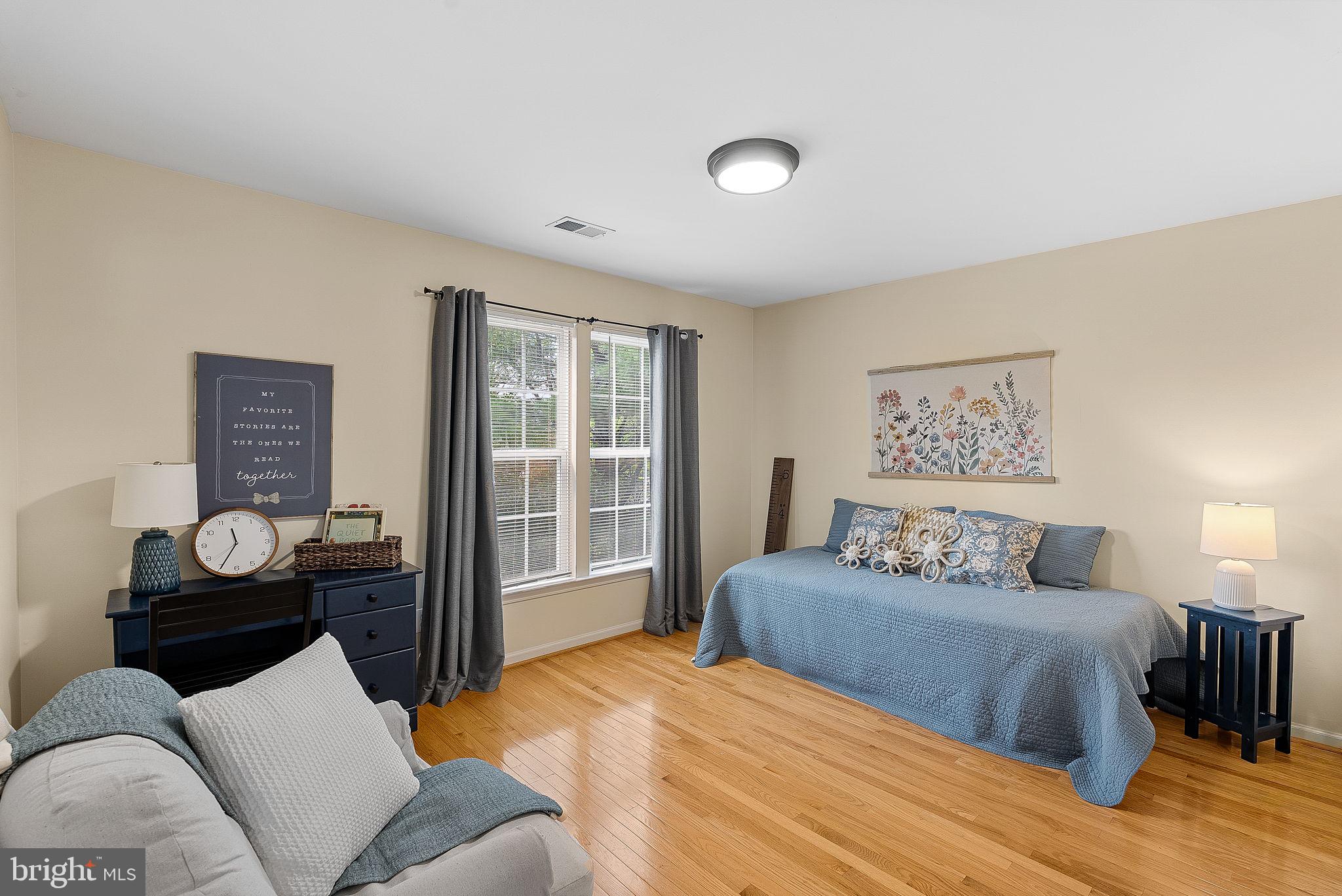 7677 HENRY KNOX DRIVE