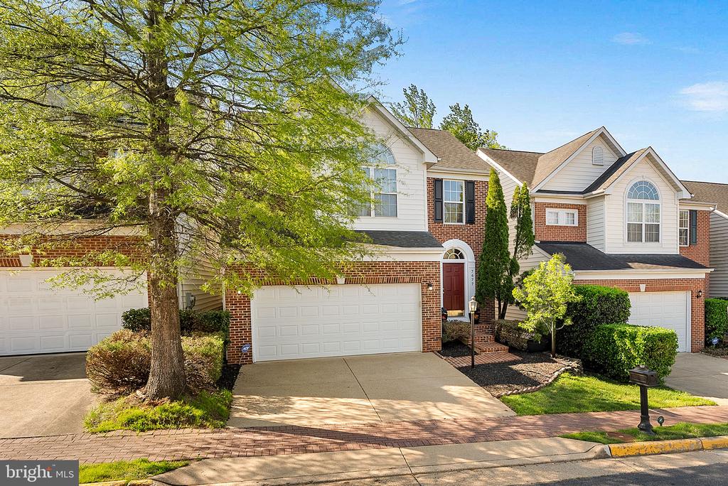 7677 HENRY KNOX DRIVE