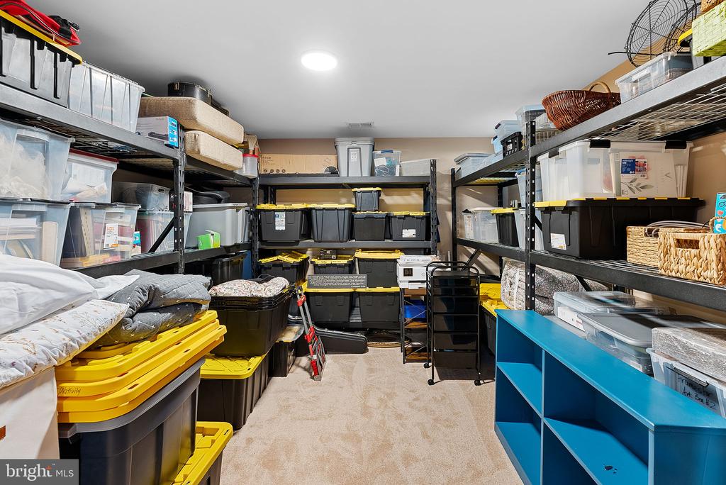 7677 HENRY KNOX DRIVE