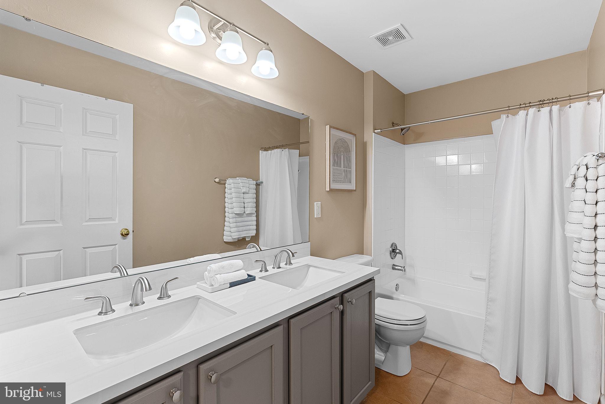 7677 HENRY KNOX DRIVE