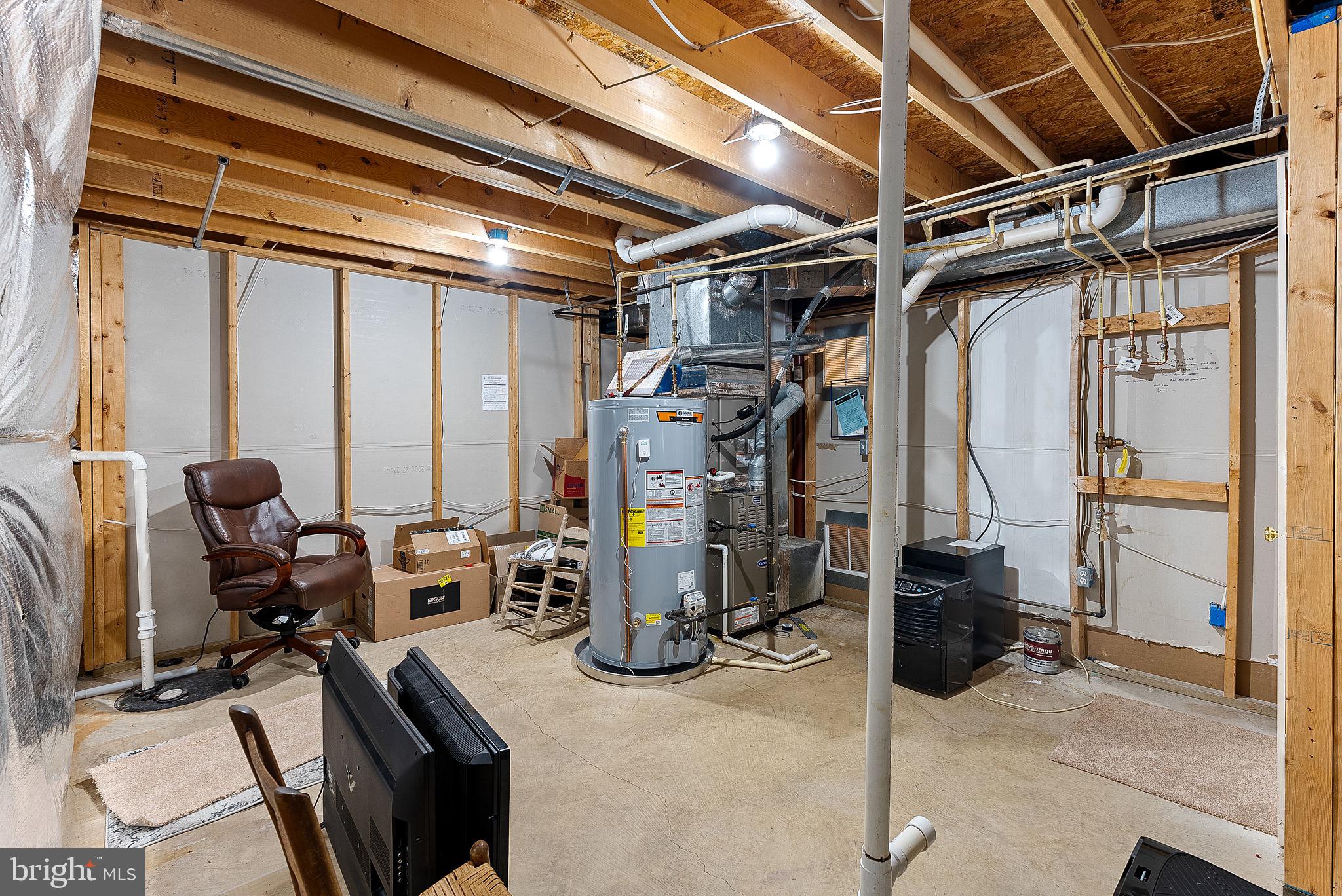 7677 HENRY KNOX DRIVE