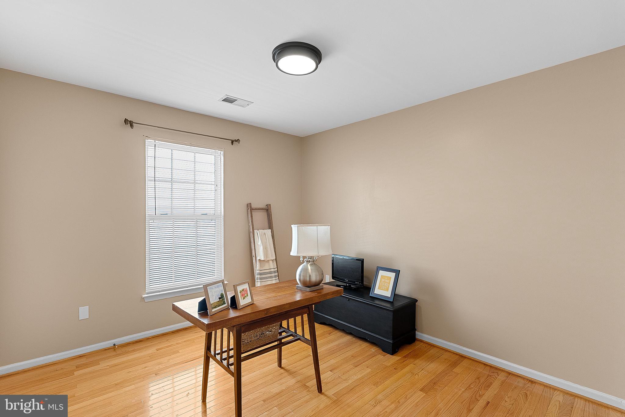 7677 HENRY KNOX DRIVE