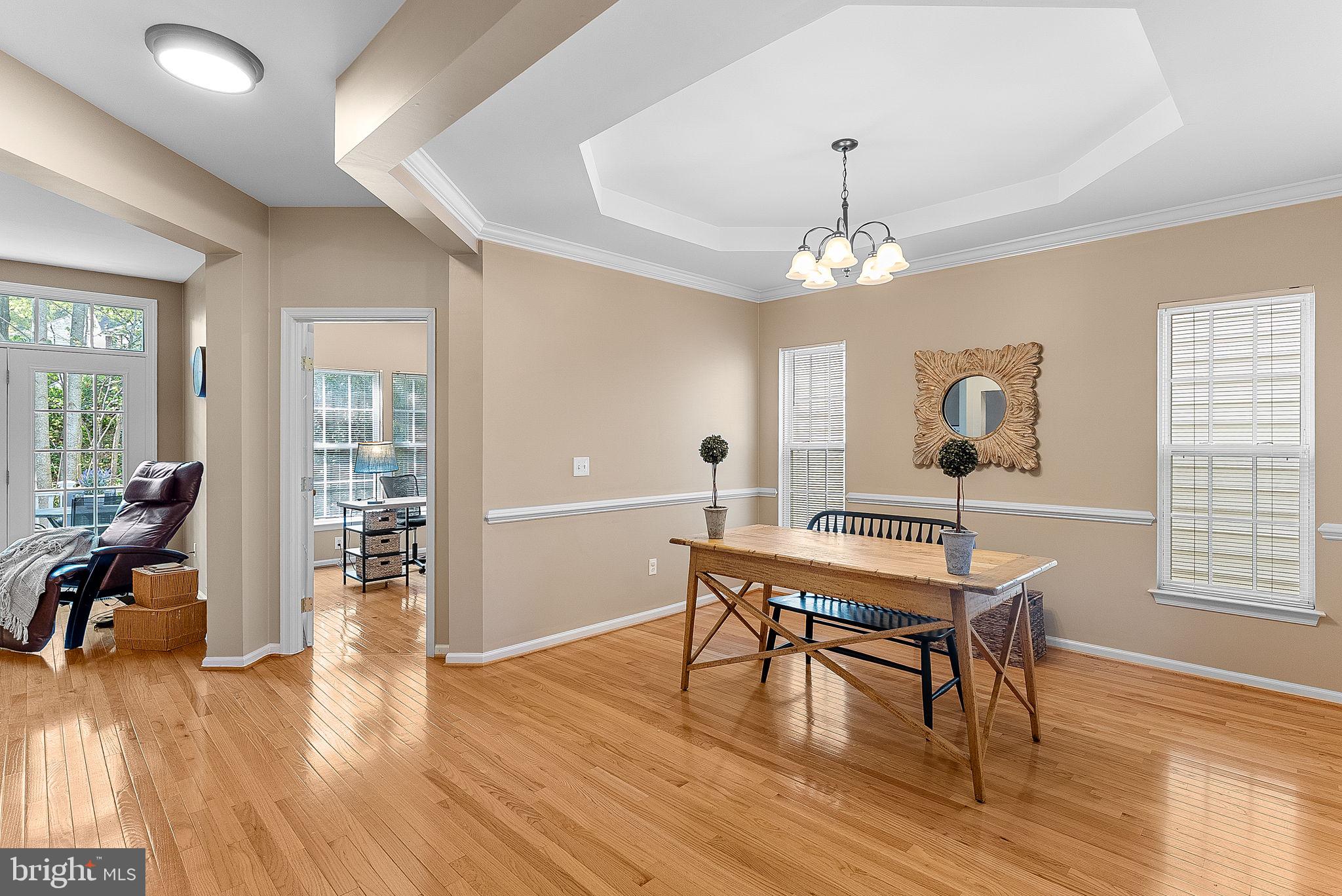 7677 HENRY KNOX DRIVE