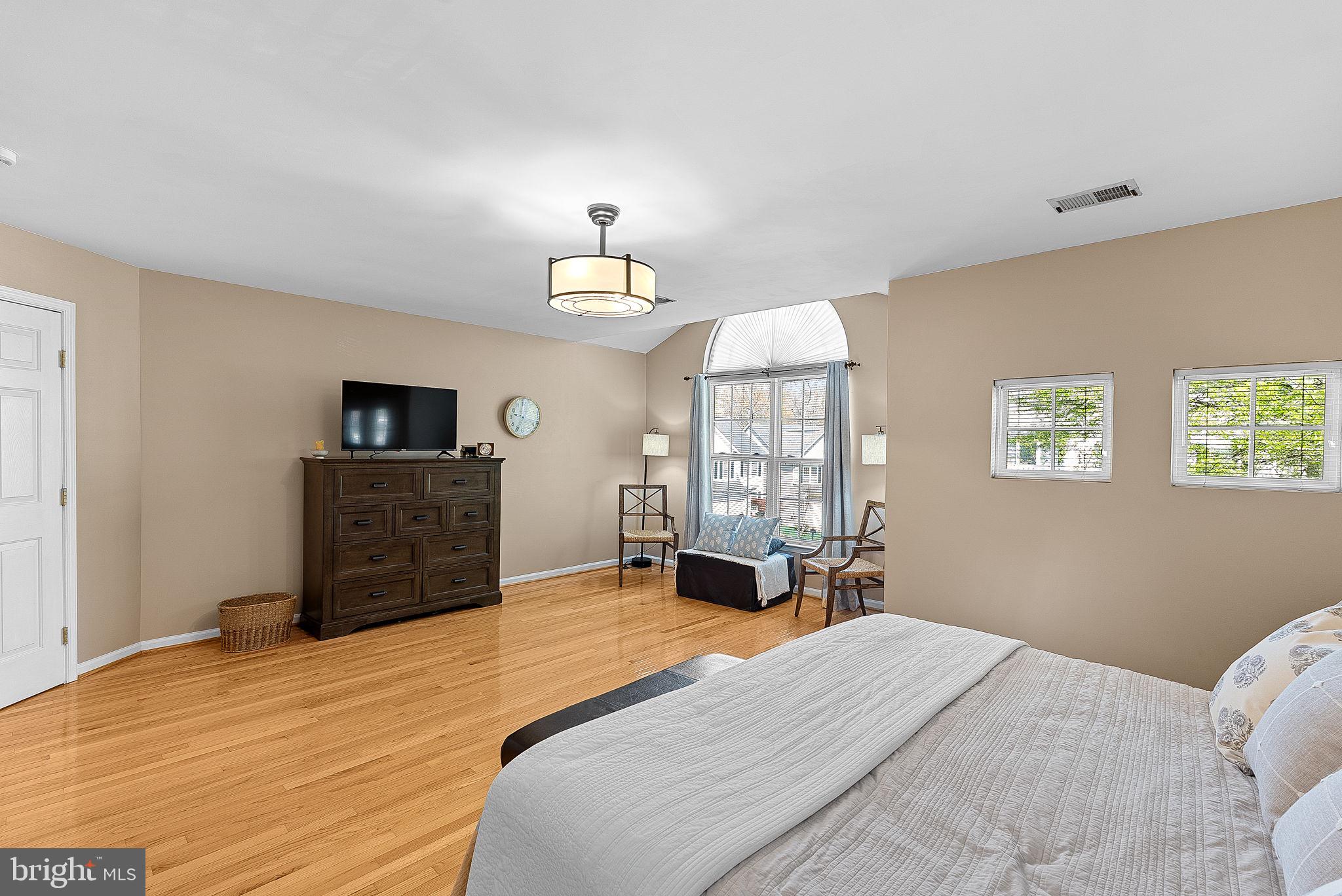 7677 HENRY KNOX DRIVE