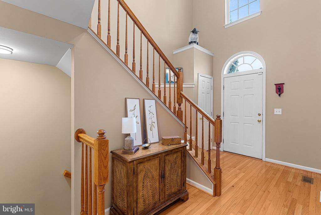 7677 HENRY KNOX DRIVE