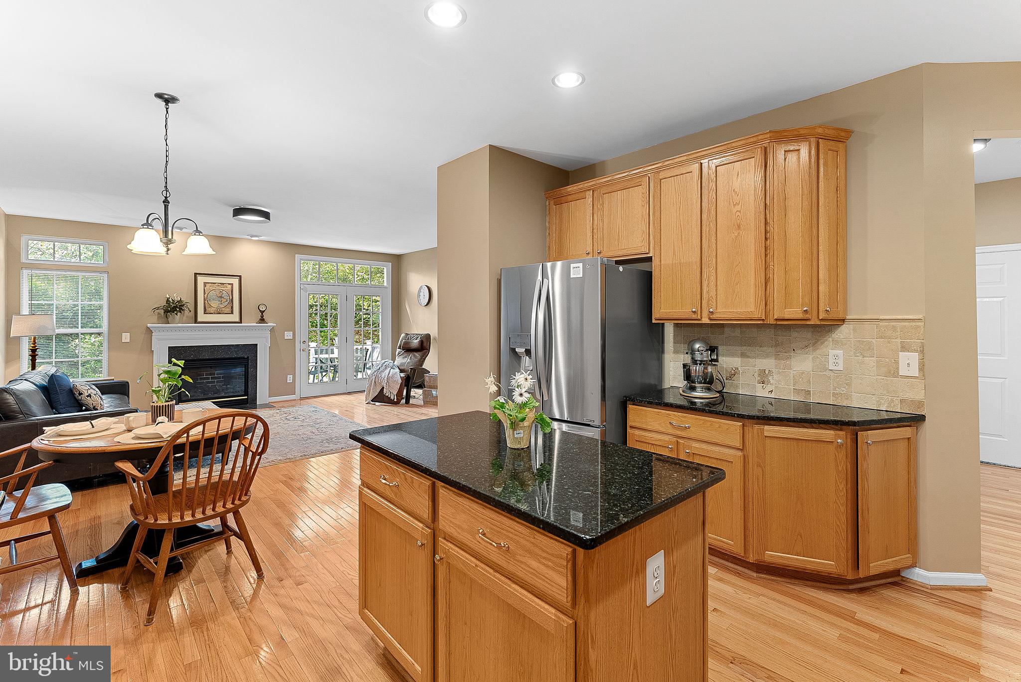 7677 HENRY KNOX DRIVE