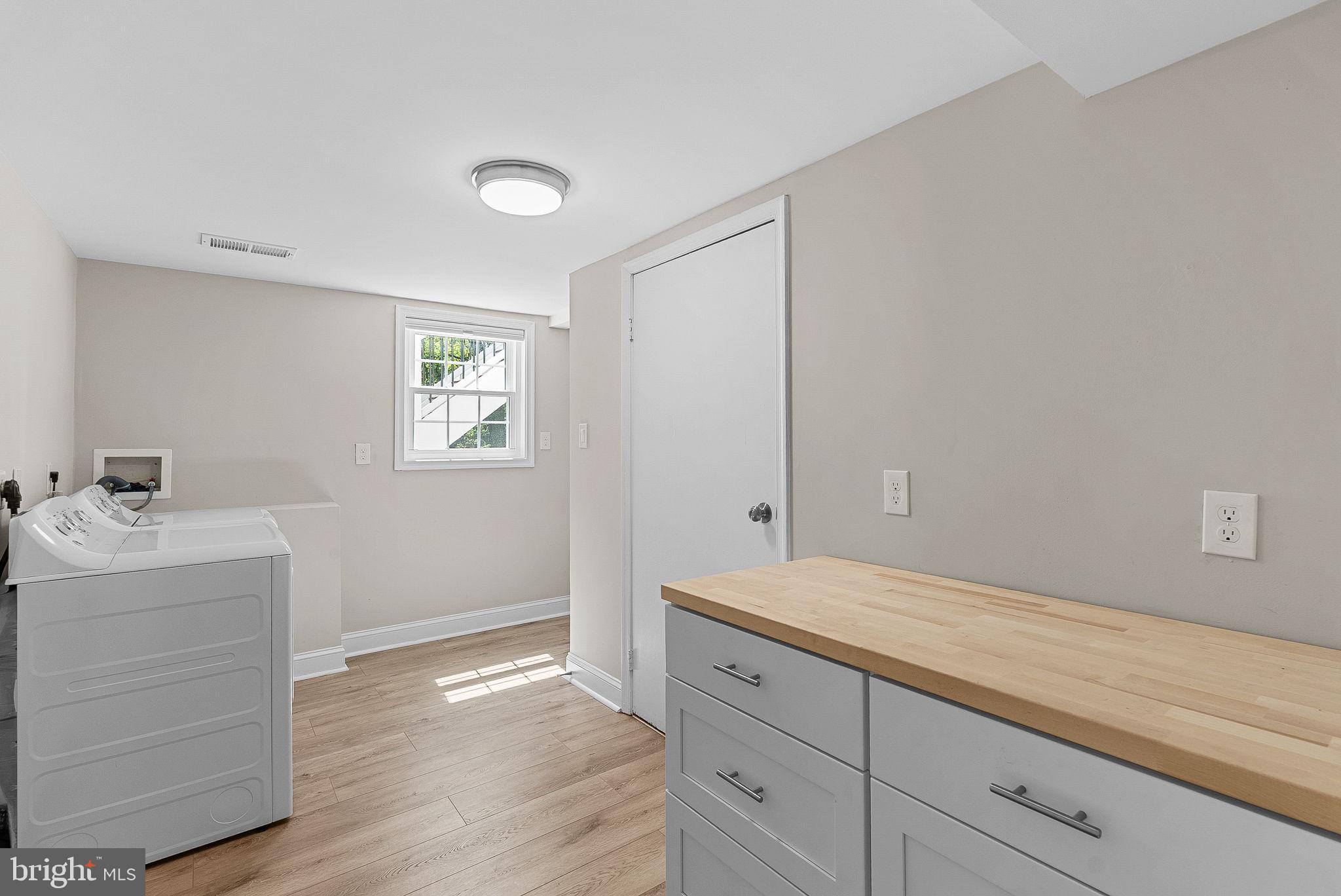 6214 FRANCONIA FOREST LANE