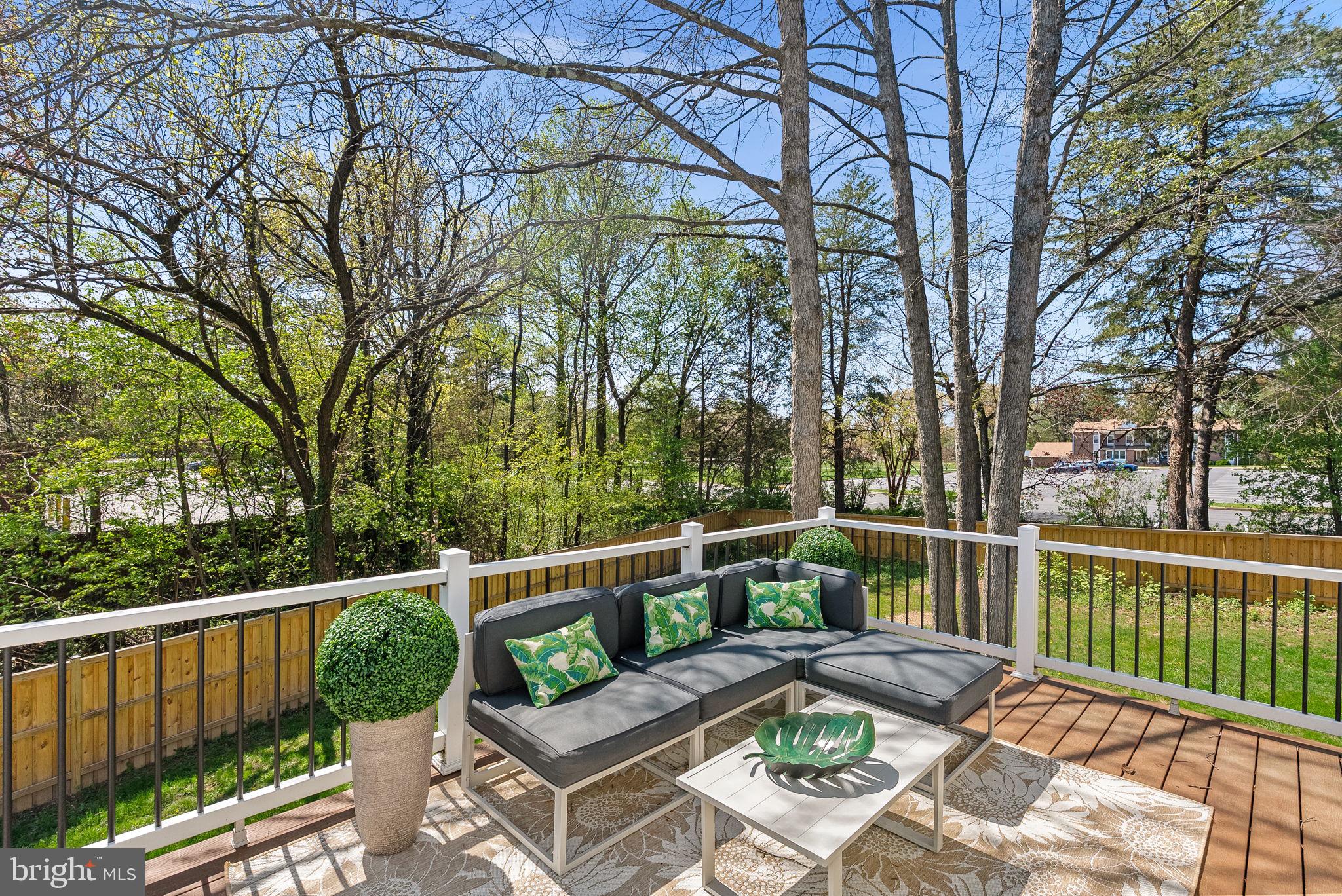 6214 FRANCONIA FOREST LANE