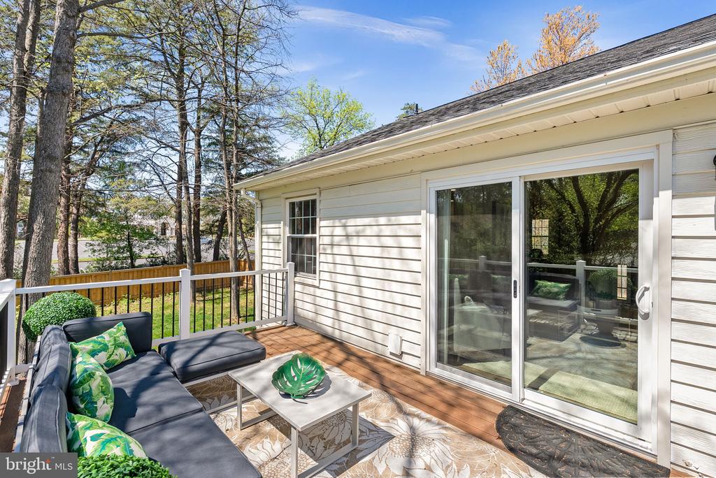 6214 FRANCONIA FOREST LANE