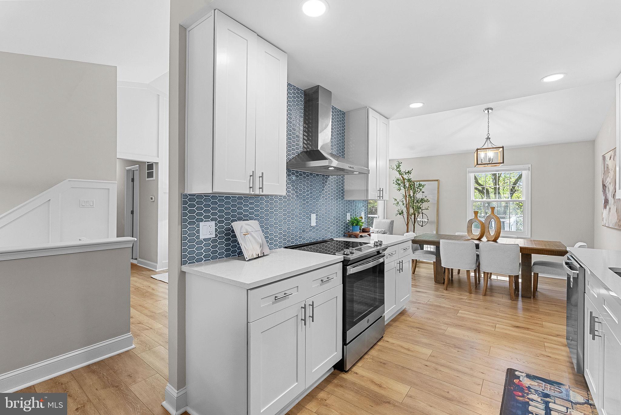 6214 FRANCONIA FOREST LANE