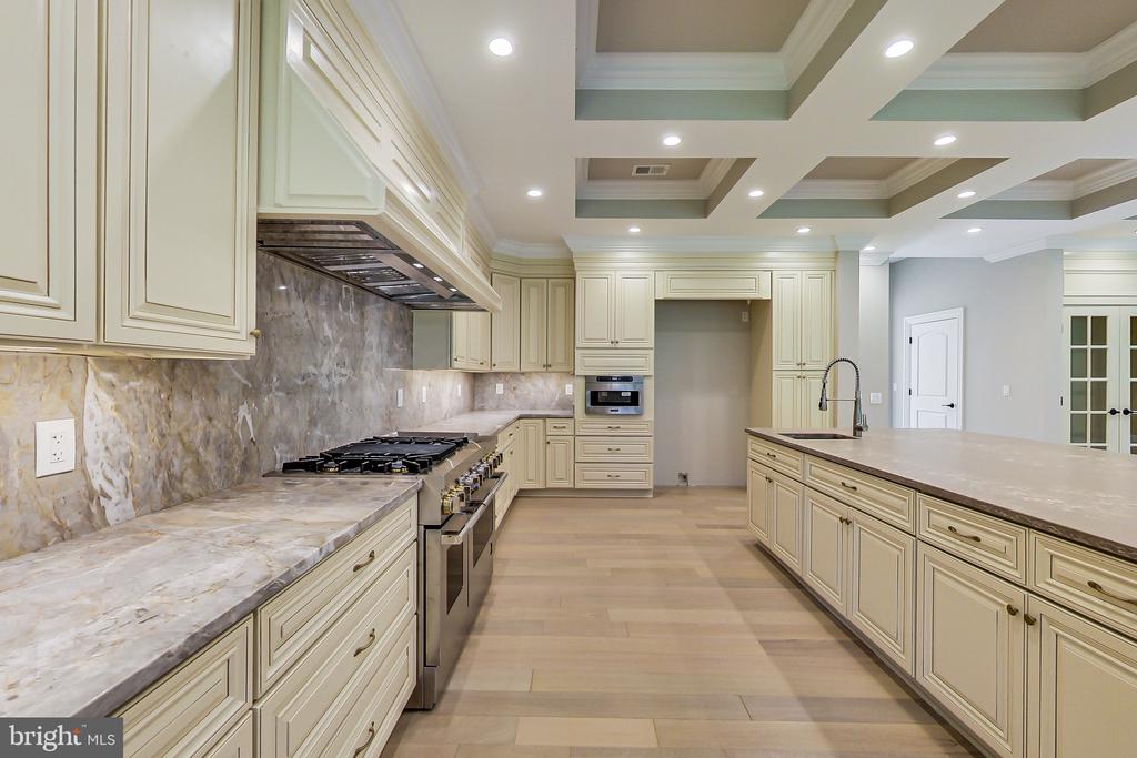 3104 SLEEPY HOLLOW ROAD