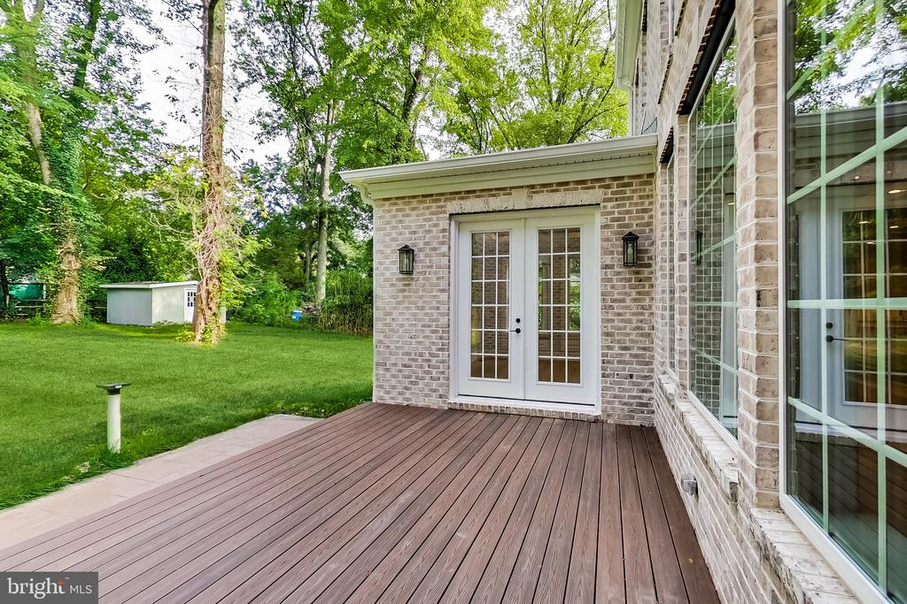 3104 SLEEPY HOLLOW ROAD