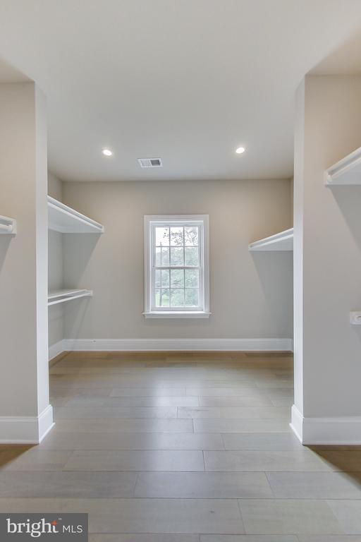 3104 SLEEPY HOLLOW ROAD